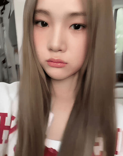 하츠투하츠 SM엔터테인먼트 걸그룹 Hearts2Hearts 데뷔 K-pop 신인 걸그룹 SM 5년 만의 신인 하츠투하츠 멤버 소개 하츠투하츠 데뷔 일정 The Chase 티저 하츠투하츠 쇼케이스 SM 30주년 걸그룹 하츠투하츠 첫 싱글 The Chase 하츠투하츠 쇼케이스 일정 SM 신인 걸그룹 데뷔 K-pop 2025 기대 그룹 Hearts2Hearts 글로벌 데뷔