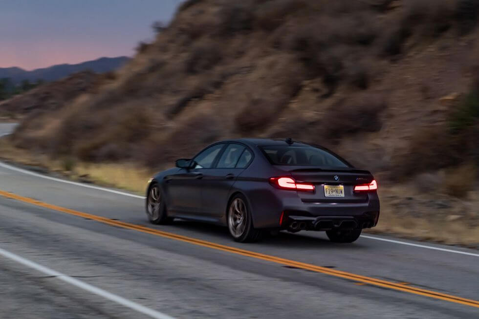 2025 BMW M5 포토