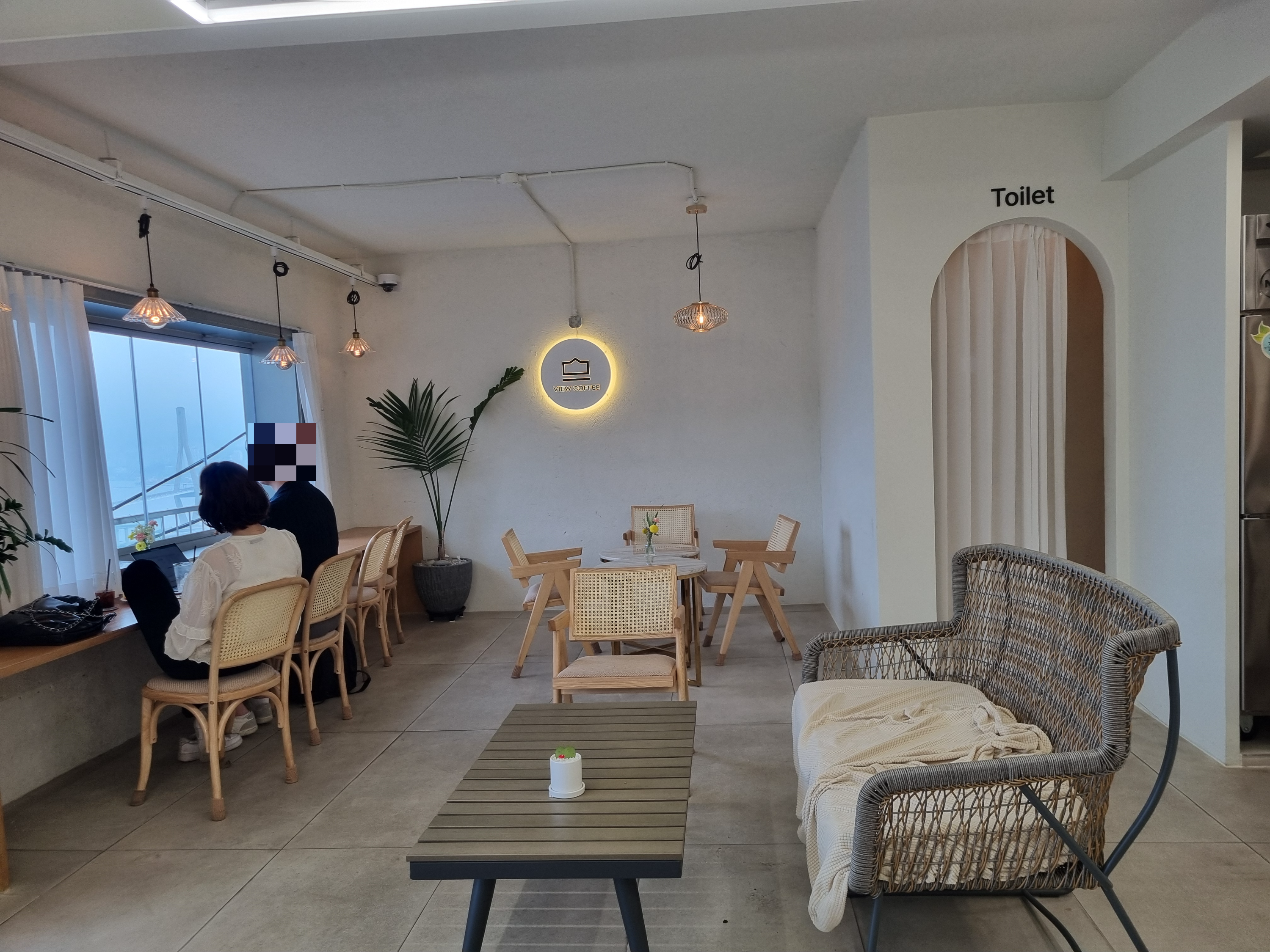 메종드콘뷰카페