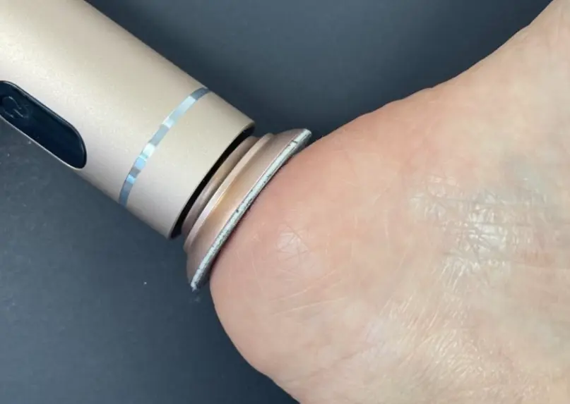 전동 발 각질 제거기