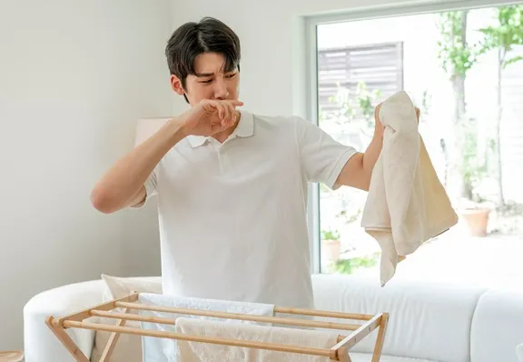 여름철 빨래 쉰내 곰팡이 완벽 제거 식초 소독 꿀팁과 세탁법 베스트 관리_4