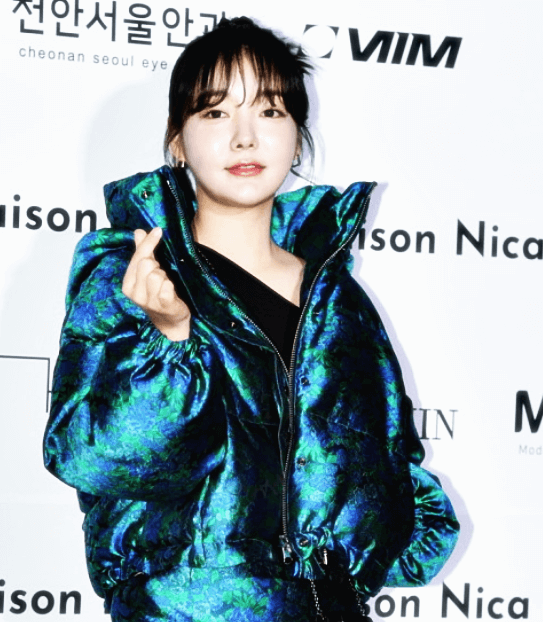 문지인