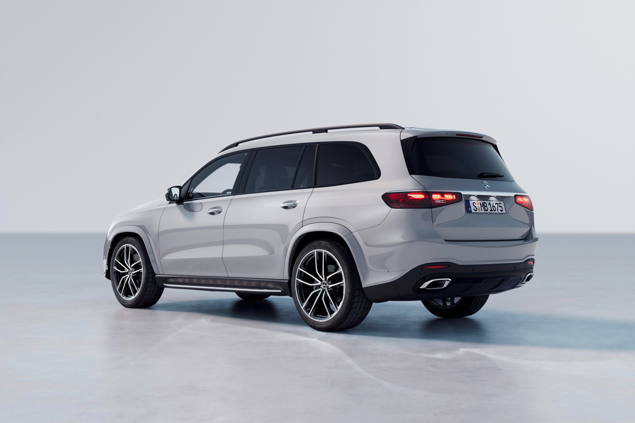 2024 벤츠 GLS 가격&#44; 연비 및 경쟁 차종(BMW X7&#44; 아우디 Q7)