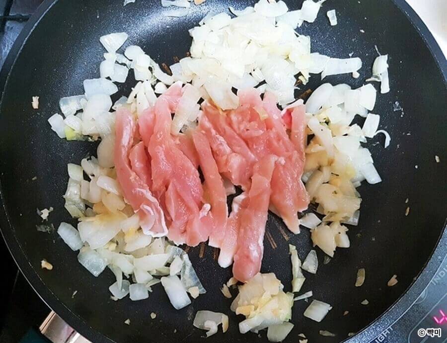 닭고기-요리-태국식-볶음밥-다이어트-레시피