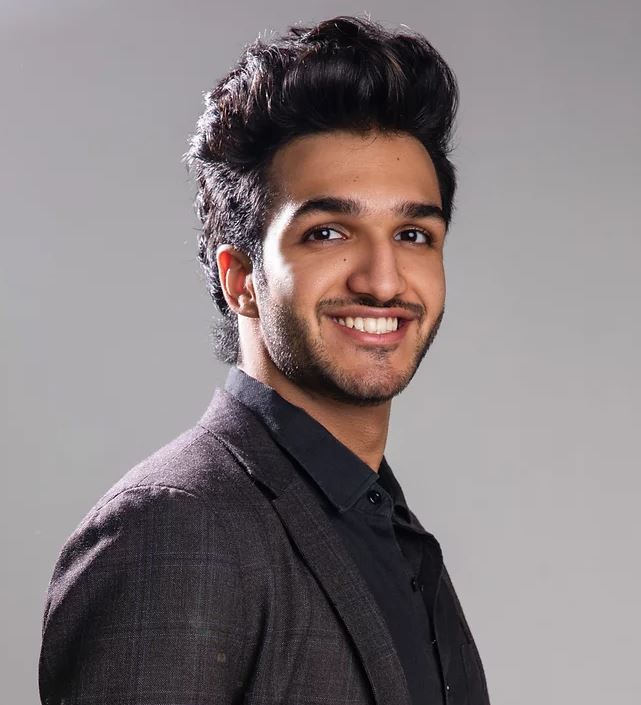 아라비안 라마- Vinayak Grover