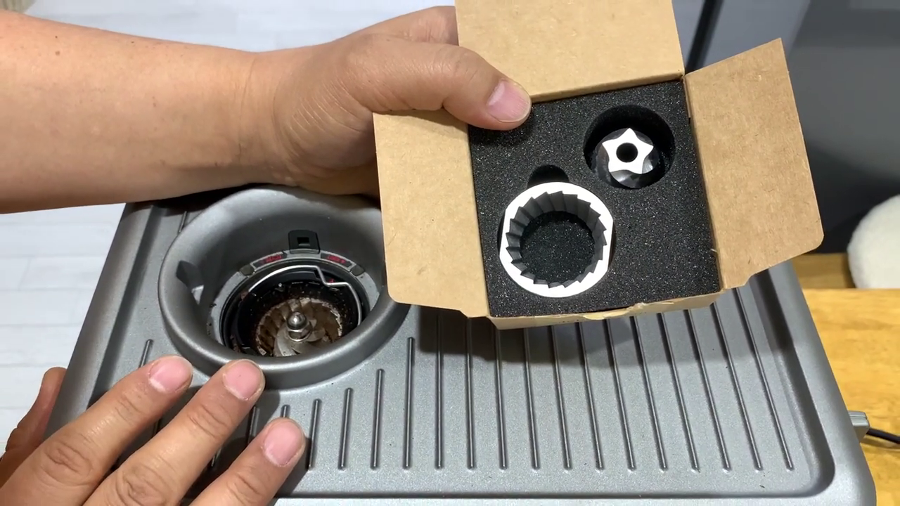 새로산 그라인더 날