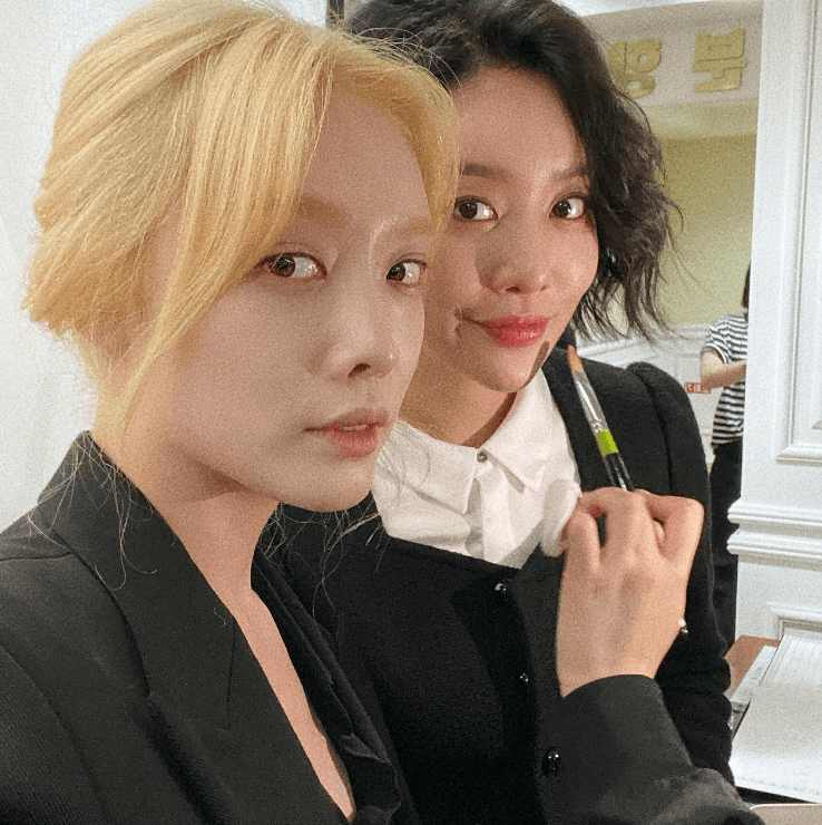 김히어라