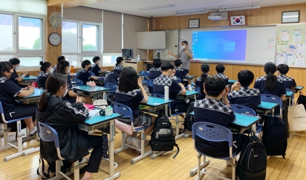 긍정적 회부효과와 부정적 외부효과