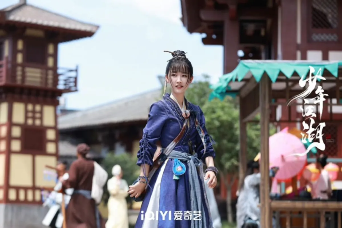 시장에서-혼자-서있는-소여-종원원