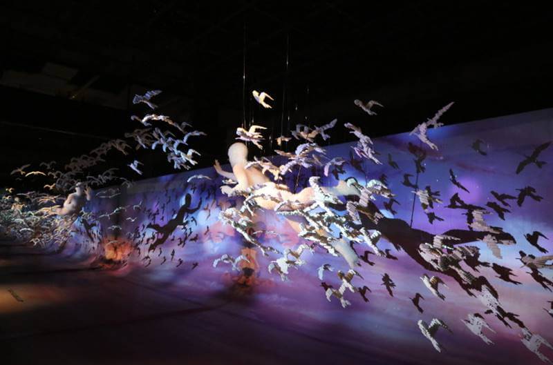 브릭캠퍼스-부산-조형물의-모습