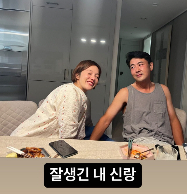 김용건의 며느리 황보라 김영훈의 신혼집 공개! 깜짝 D라인도 살짝 드러나다?!