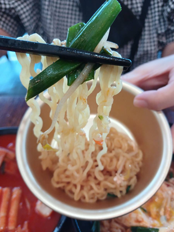 역전분식 라면 앞접시