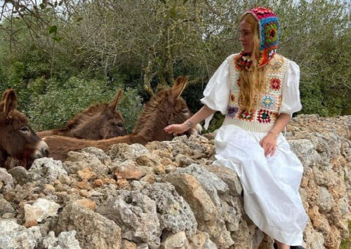 코티지코어패션의 대표 아이템 크로셰