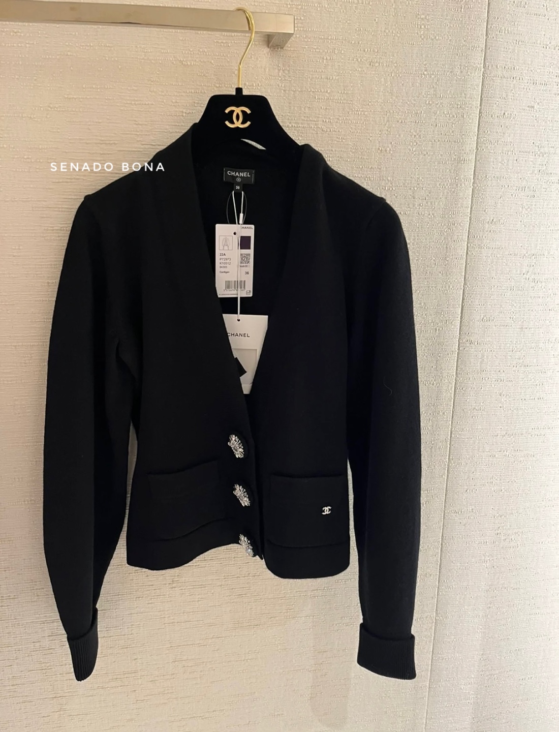 샤넬 22A 캐시미어 가디건 (2컬러) P72973
