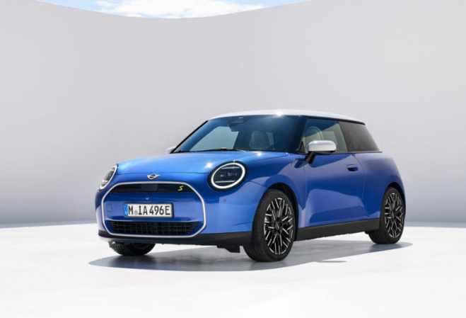 2024 미니 해치백 디자인, 성능, 기술 모두 업그레이드