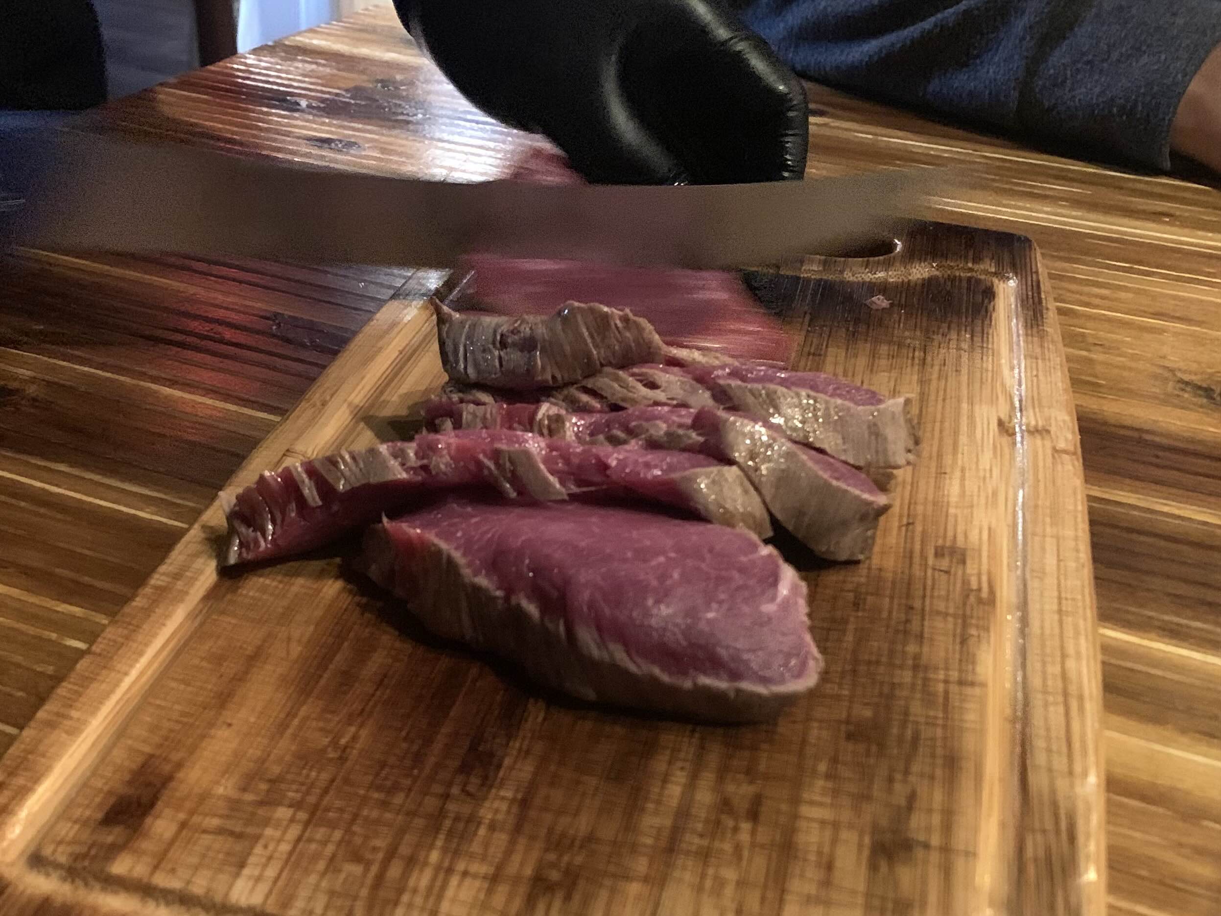 더스모코펍 기버터 스테이크