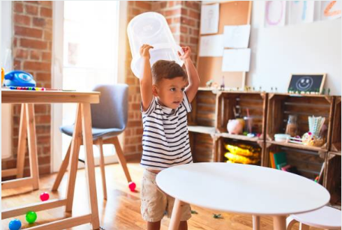 stop throwing things preschool kid