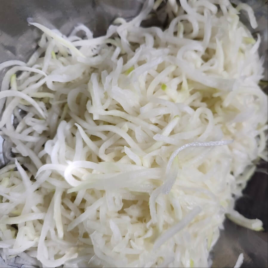 무생채 절이기 새콤달콤 무생채 깍두기 절이기 무 절이기 술지게미에 무 절이기 동치미 무 절이기 깍두기 무 절이기 김장무 절이기