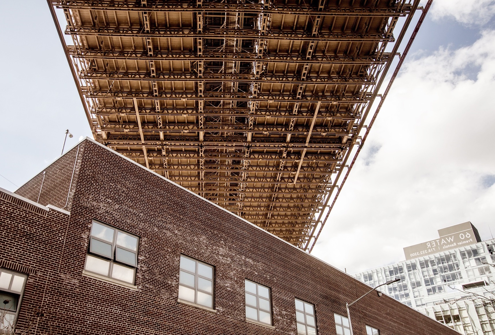 공급 늘린다더니 왜 더 오르나? 공급 확대 정책의 불편한 진실