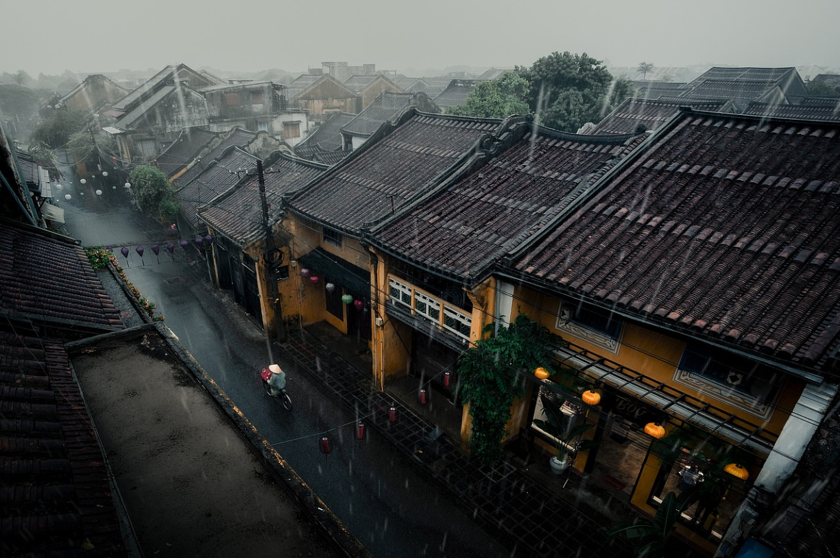 비 오는 날 여행, 맑은 날보다 더 감성적인 이유