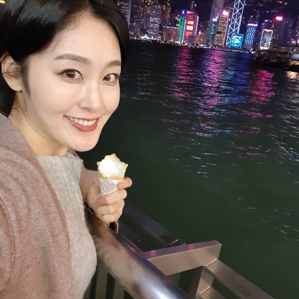신아영 아나운서 골반 움짤 결혼 나이 프로필