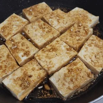 두부 데치는 방법과 요리별 활용 팁 정리_19