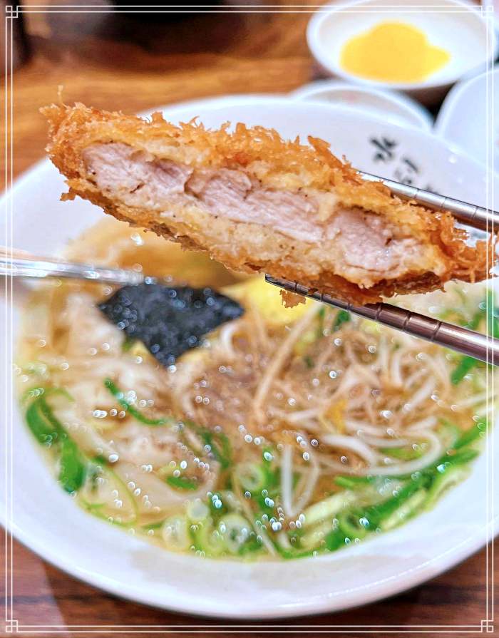 부산 수영 맛집 0.3 mm 완당, 완당면