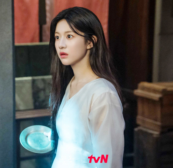 고윤정 나이