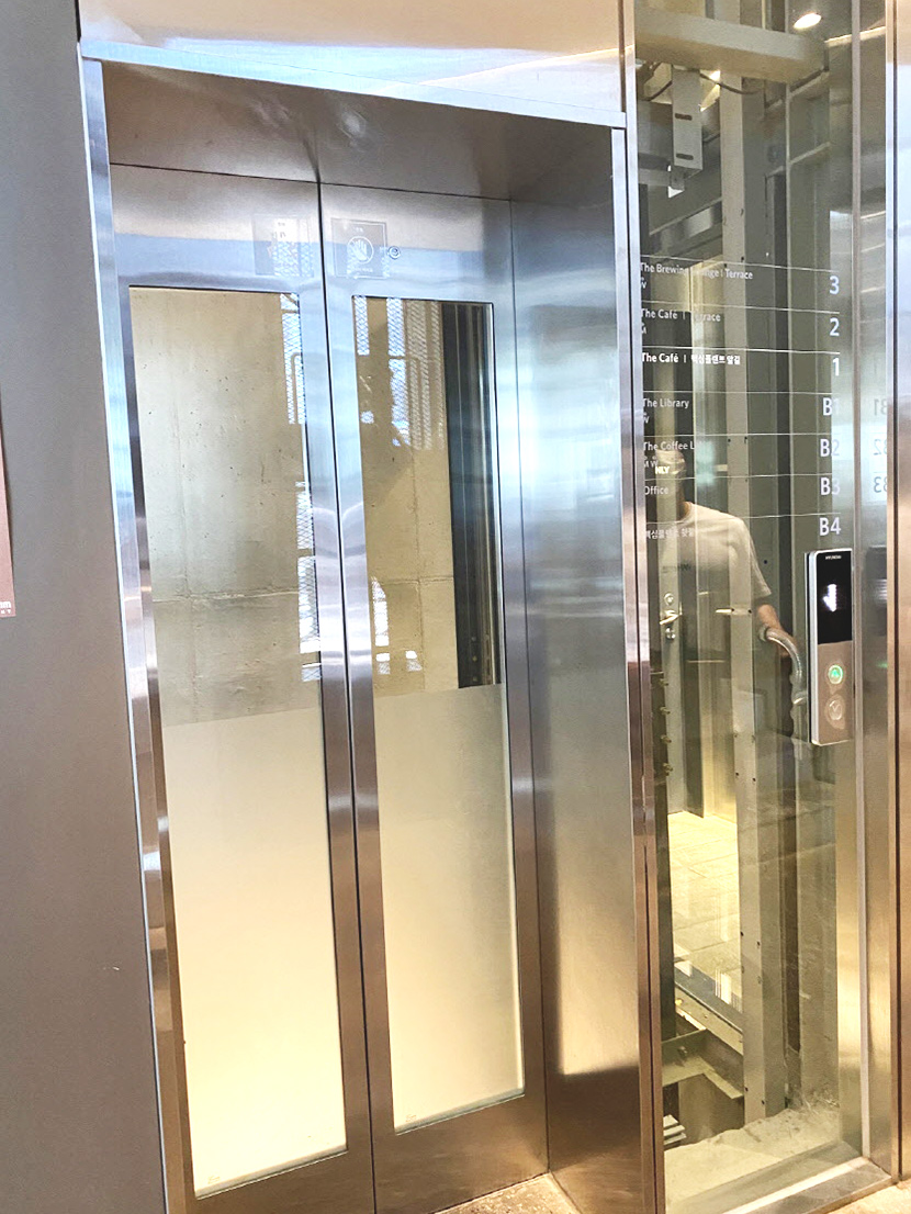 맥심플랜트 엘리베이터