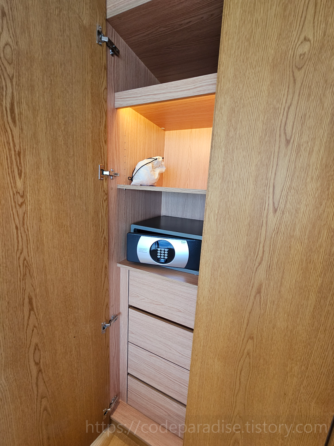 ๋ด๋ถ ๊ธ๊ณ