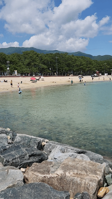 에메랄드빛_바다