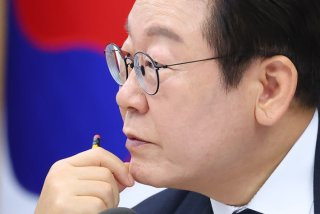 공직사회와 제도 개혁 주문