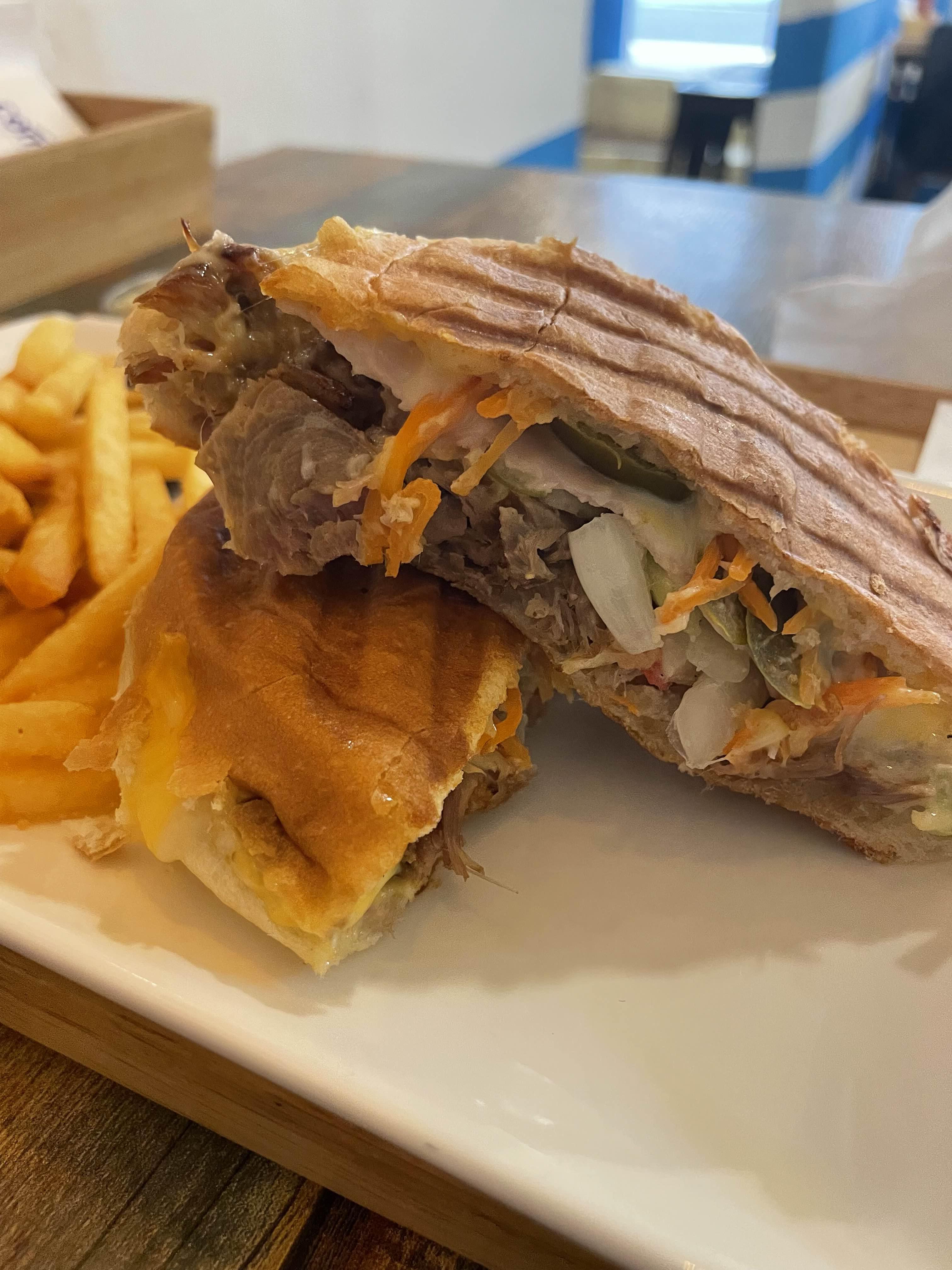 쿠바식 샌드위치 확대 사진