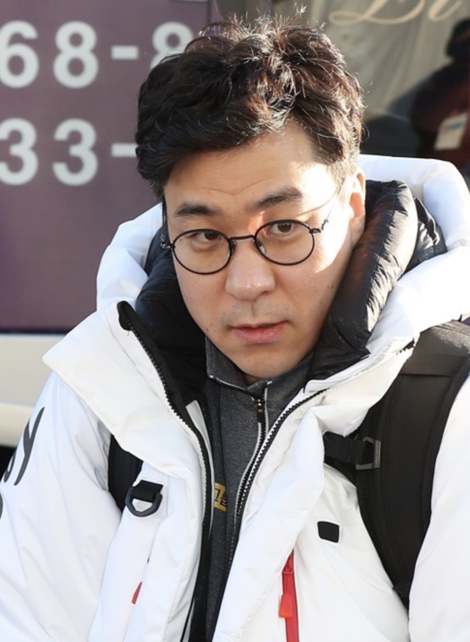 김선태 감독 안경