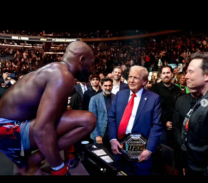 존존스 톰아스피날 전적