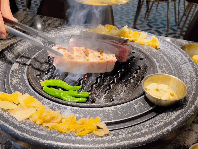 광주숙성돼지고기맛집 퀸돈