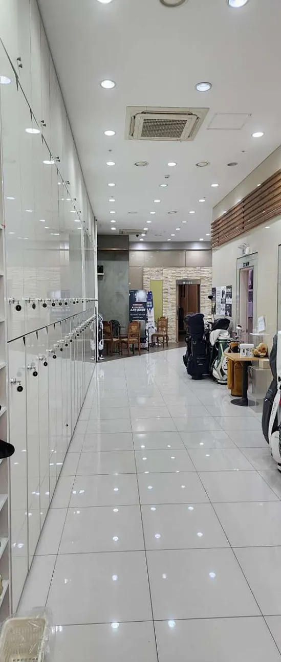 영 골프&스크린