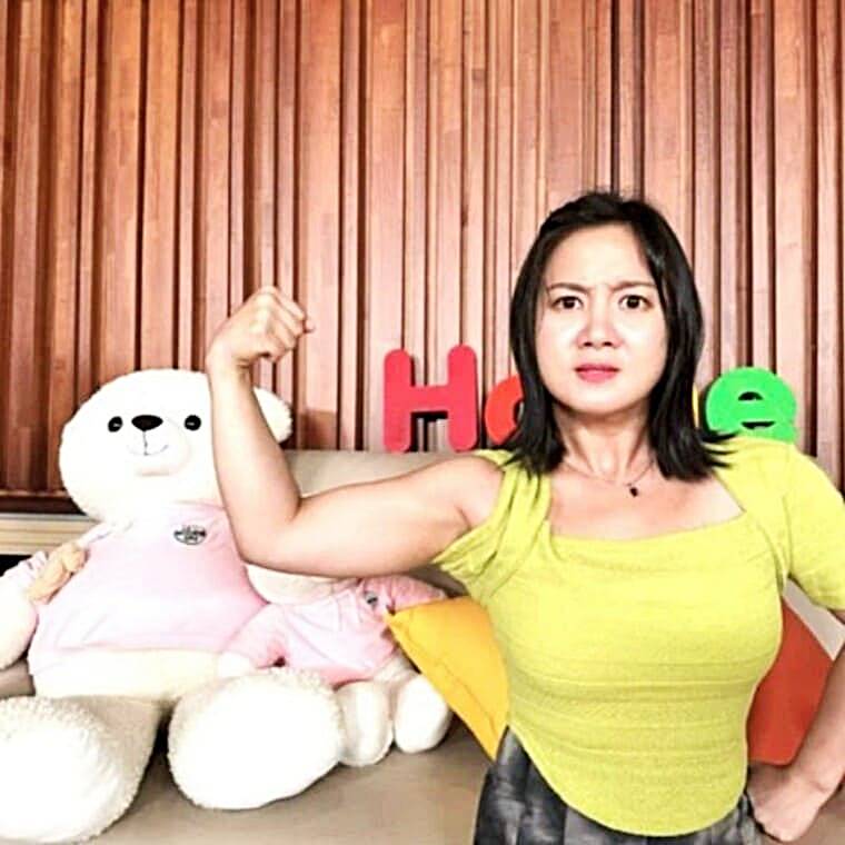 개그우먼-박나래