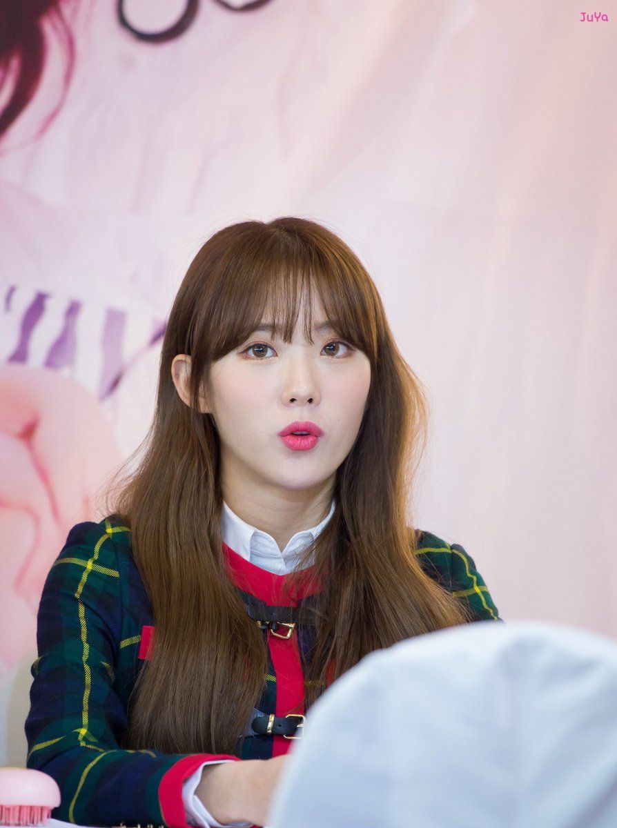 우주소녀 루다 인스타그램 사진 몸매