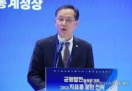 이형일 경제부총리 프로필: 나이 학력 고향 행시 36회 재경부 1차관에서 부총리 발탁까지
