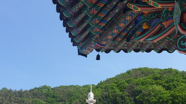 대웅전처마