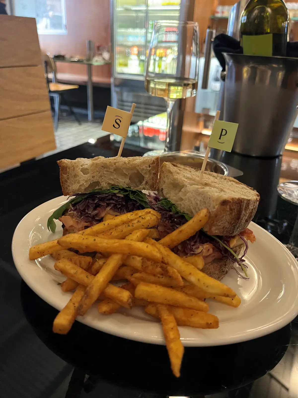 문래 솔트앤페퍼 루벤 샌드위치