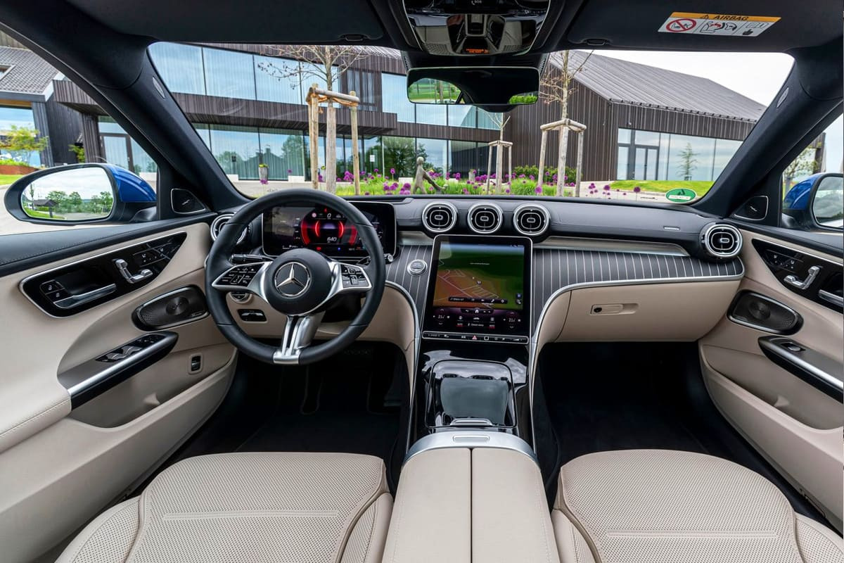 벤츠 C 클래스 실내