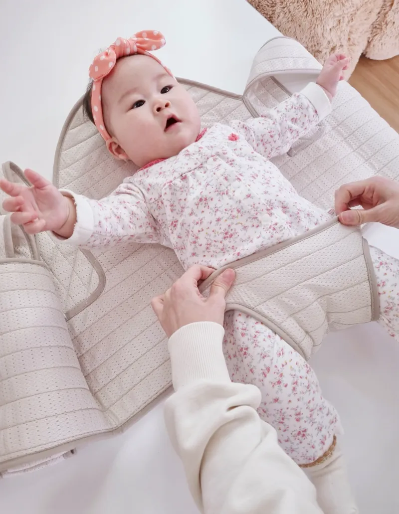 신생아 아기띠, 신생아 아기띠 추천, 코니 아기띠, 포그 내 아기띠, 신생아 아기띠, 힙 시트, 베이비 뵨 아기띠 , 슬링 아기띠, 베이비크탄 아기띠, 에르고 아기띠, 포대기, 마이리틀데이지 포대기, 오보기 포대기