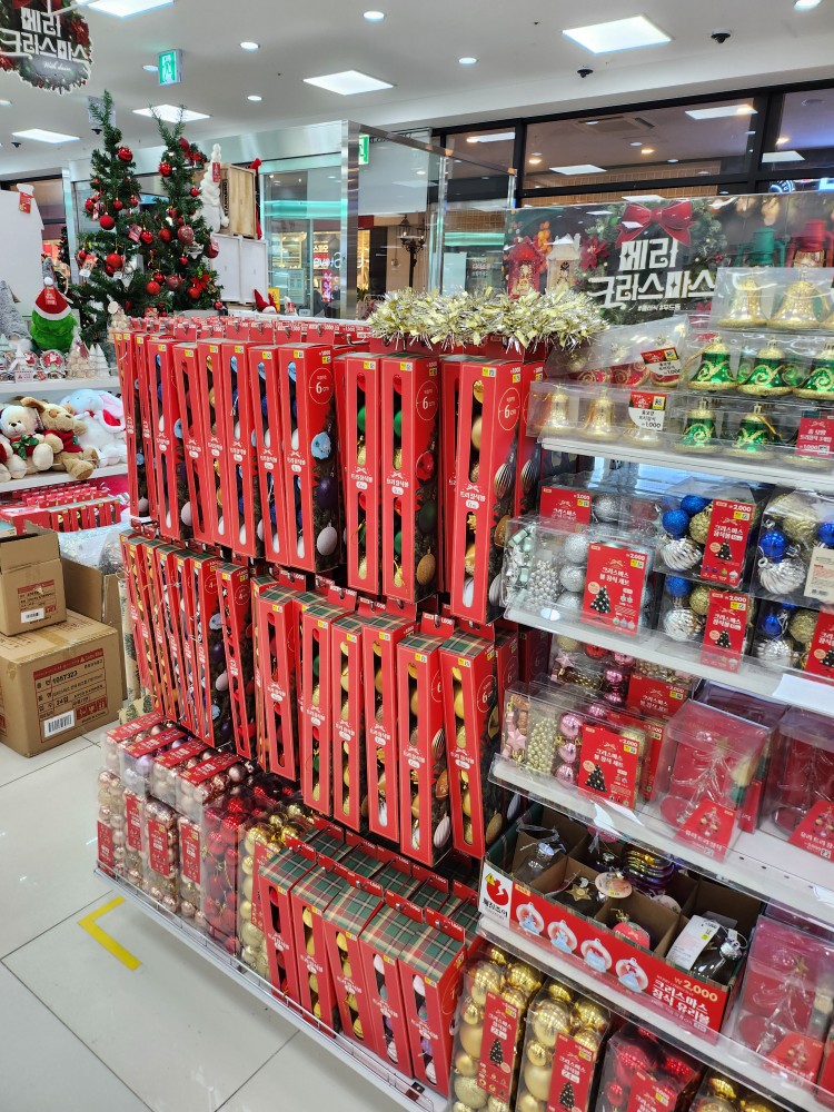 다이소 크리스마스 코너