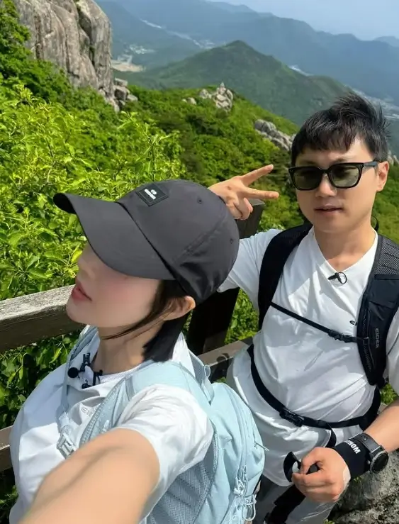  권은비 빠니보틀 