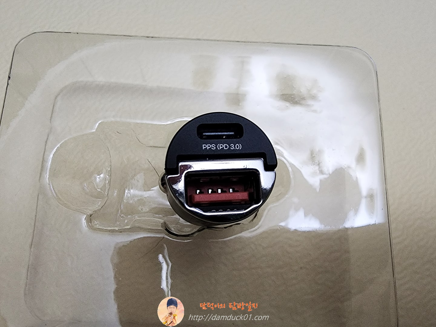 숄츠 듀얼포트 시거잭 초미니 고속충전기 지원 단자