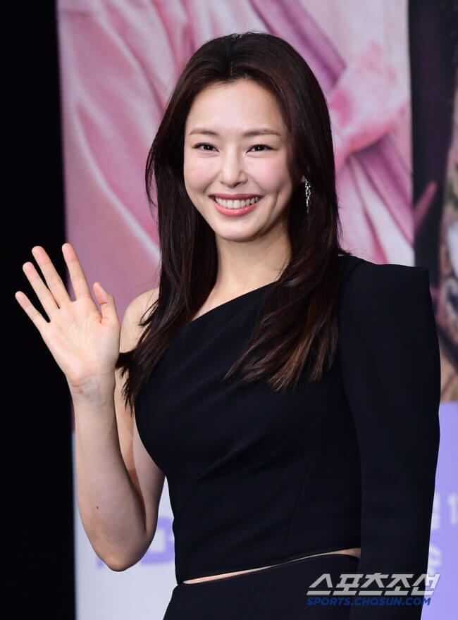 이하늬 60억 세금 추징 논란 후 근황