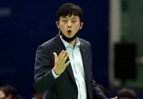 이영택 감독 프로필 나이 고향 학력 경력