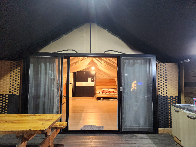 가평 별똥별 글램핑&amp;카라반